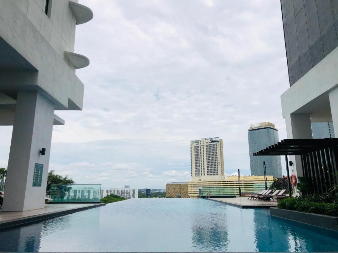 Southkey Mosaic By Antlerzone Appartement Johor Bahru Buitenkant foto